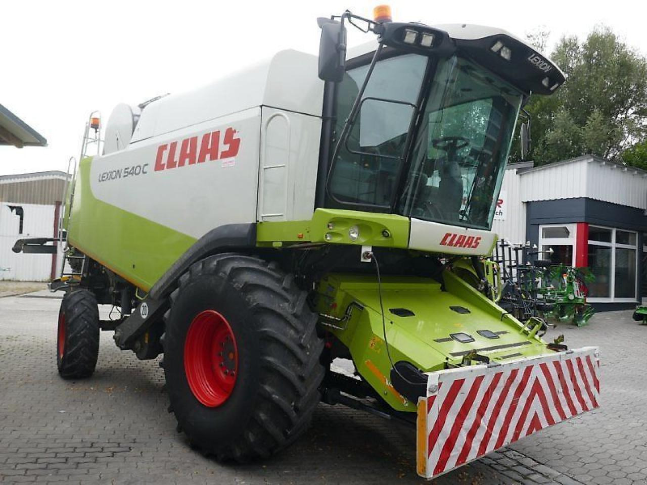 CLAAS lexion 540 c - Leikkuupuimuri: kuva CLAAS lexion 540 c - Leikkuupuimuri CLAAS lexion 540 c - Leikkuupuimuri: kuva CLAAS lexion 540 c - Leikkuupuimuri