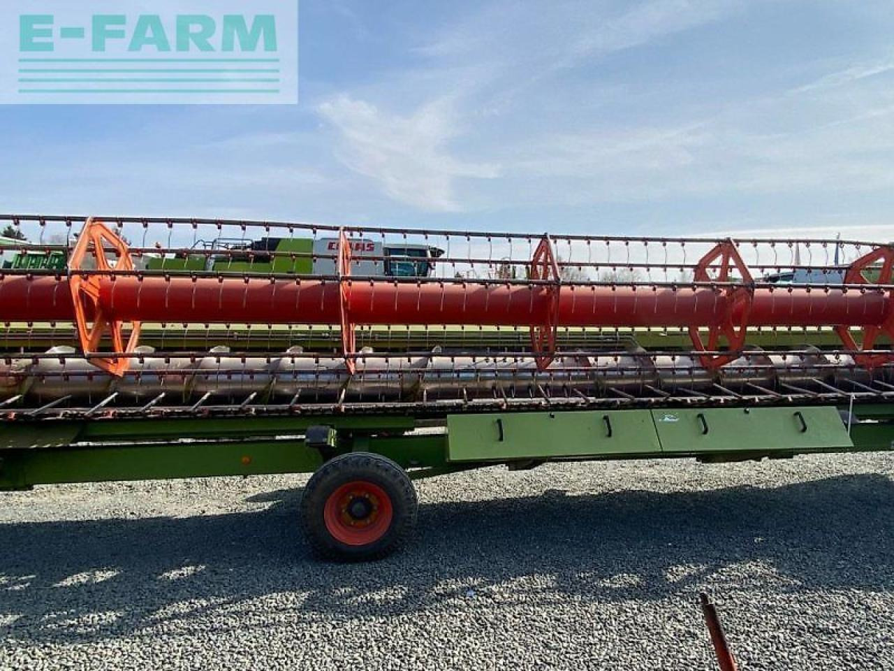 Leikkuupuimuri CLAAS lexion 570 tt: kuva Leikkuupuimuri CLAAS lexion 570 tt Leikkuupuimuri CLAAS lexion 570 tt: kuva Leikkuupuimuri CLAAS lexion 570 tt