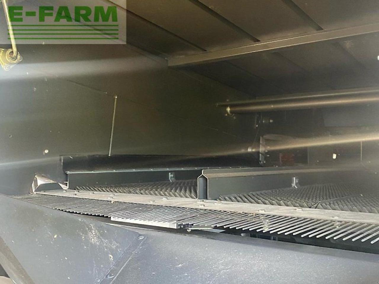 Leikkuupuimuri CLAAS lexion 570 tt: kuva Leikkuupuimuri CLAAS lexion 570 tt Leikkuupuimuri CLAAS lexion 570 tt: kuva Leikkuupuimuri CLAAS lexion 570 tt