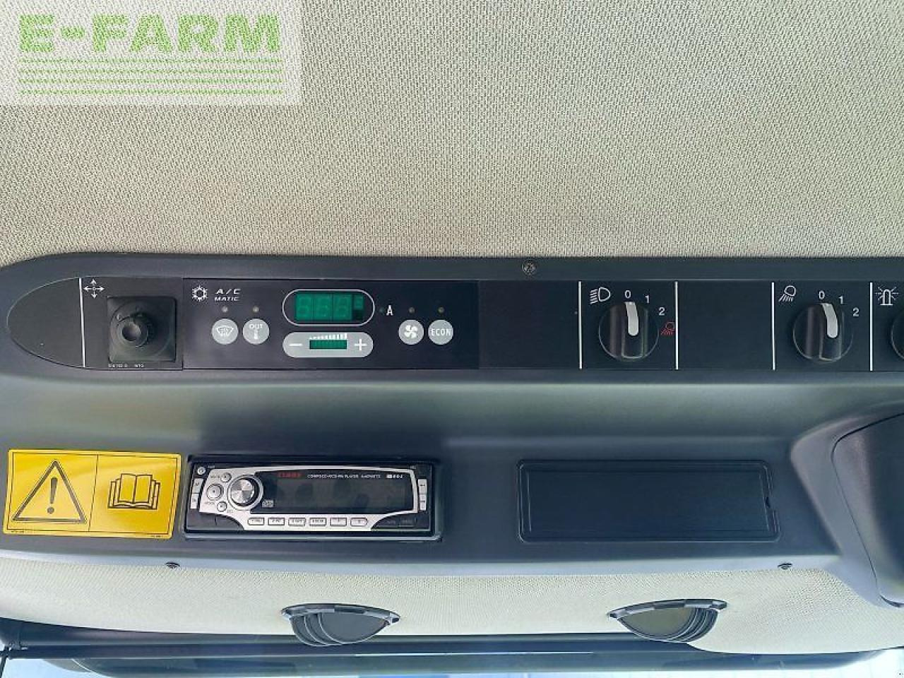 Leikkuupuimuri CLAAS lexion 570 tt: kuva Leikkuupuimuri CLAAS lexion 570 tt Leikkuupuimuri CLAAS lexion 570 tt: kuva Leikkuupuimuri CLAAS lexion 570 tt