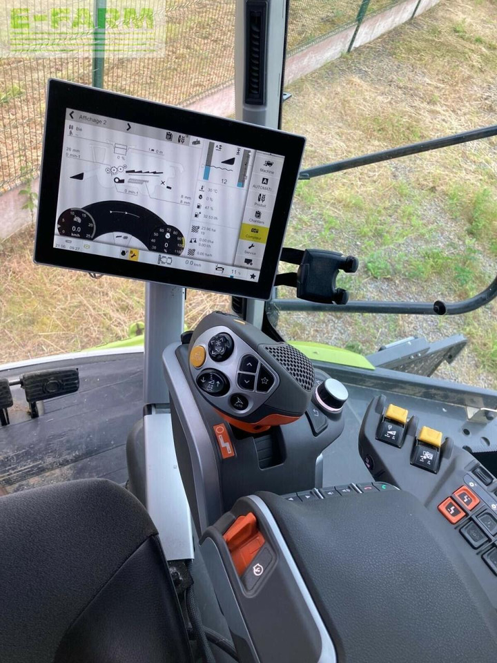 Leikkuupuimuri CLAAS lexion 6700 business: kuva Leikkuupuimuri CLAAS lexion 6700 business