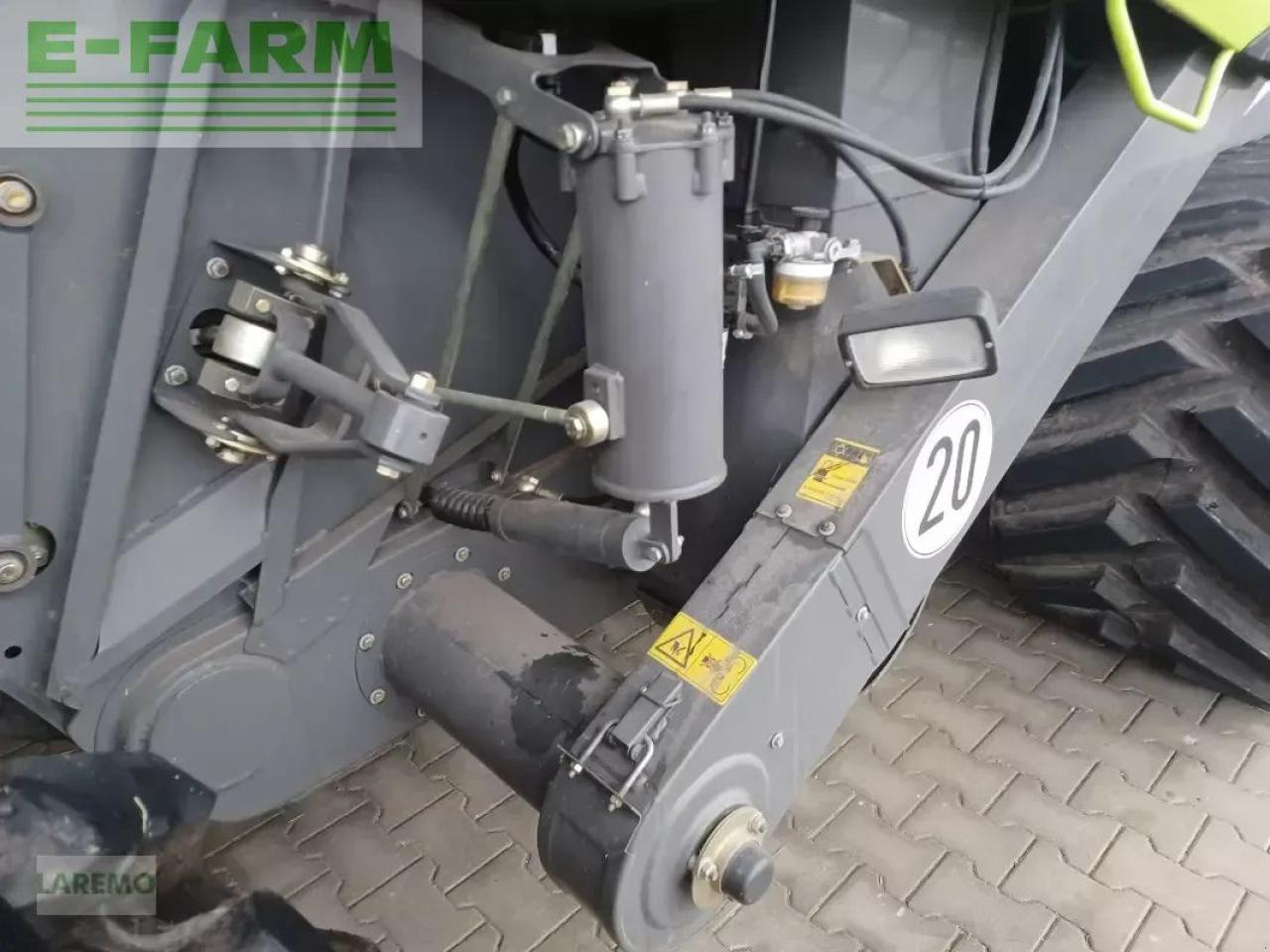 CLAAS lexion 770 terratrac v 930 - Leikkuupuimuri: kuva CLAAS lexion 770 terratrac v 930 - Leikkuupuimuri CLAAS lexion 770 terratrac v 930 - Leikkuupuimuri: kuva CLAAS lexion 770 terratrac v 930 - Leikkuupuimuri