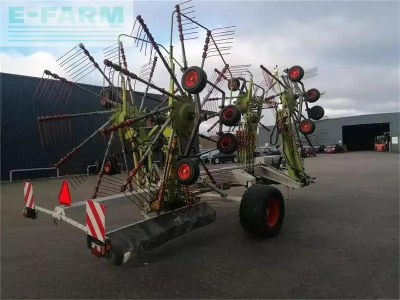CLAAS liner 3500 rotorriver - Pöyhin: kuva CLAAS liner 3500 rotorriver - Pöyhin CLAAS liner 3500 rotorriver - Pöyhin: kuva CLAAS liner 3500 rotorriver - Pöyhin