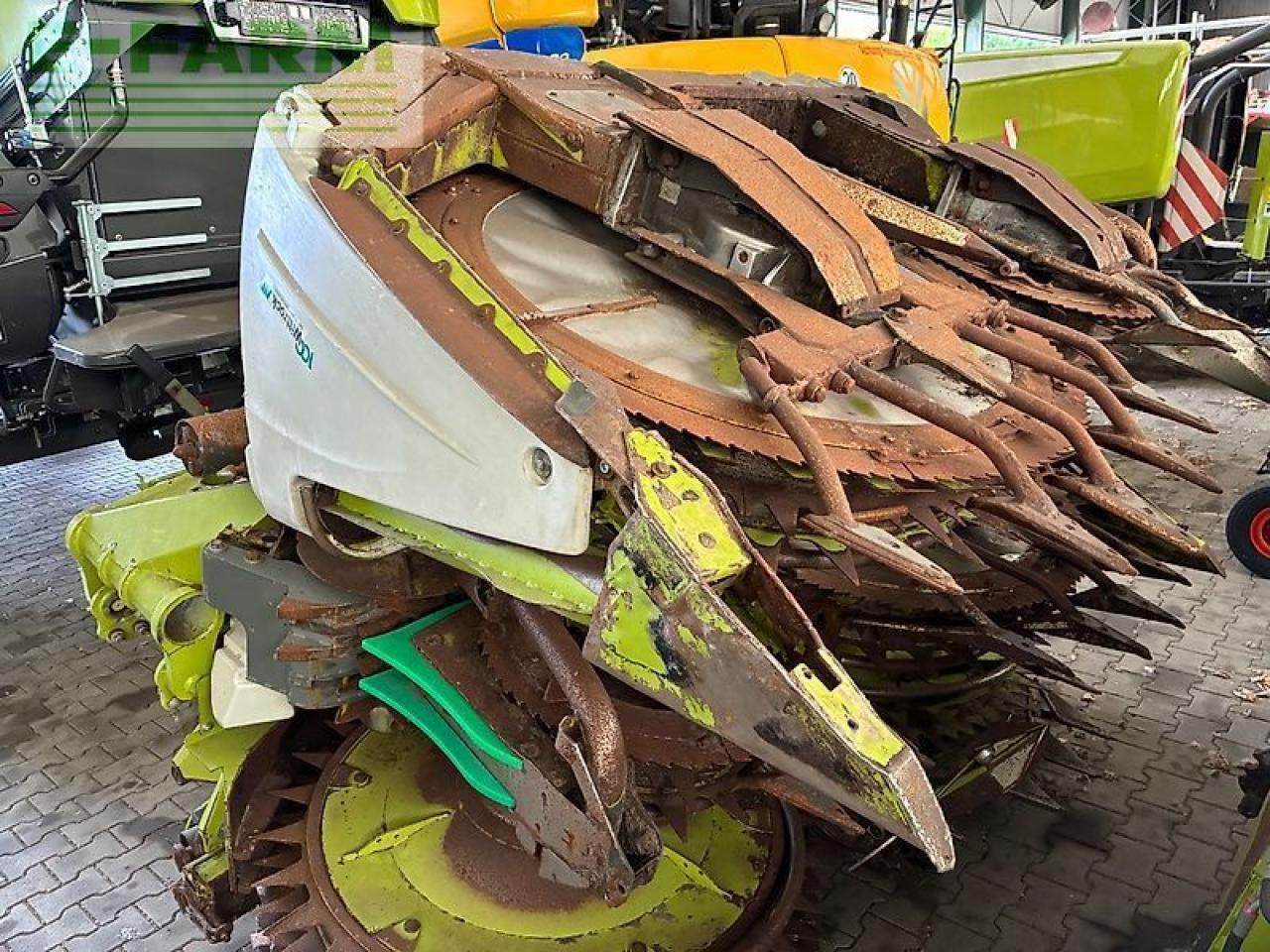 CLAAS orbis 750 - Lisävarusteet - silppuri: kuva CLAAS orbis 750 - Lisävarusteet - silppuri CLAAS orbis 750 - Lisävarusteet - silppuri: kuva CLAAS orbis 750 - Lisävarusteet - silppuri