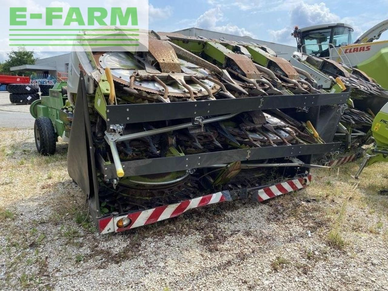 CLAAS orbis 900 - Lisävarusteet - silppuri: kuva CLAAS orbis 900 - Lisävarusteet - silppuri CLAAS orbis 900 - Lisävarusteet - silppuri: kuva CLAAS orbis 900 - Lisävarusteet - silppuri