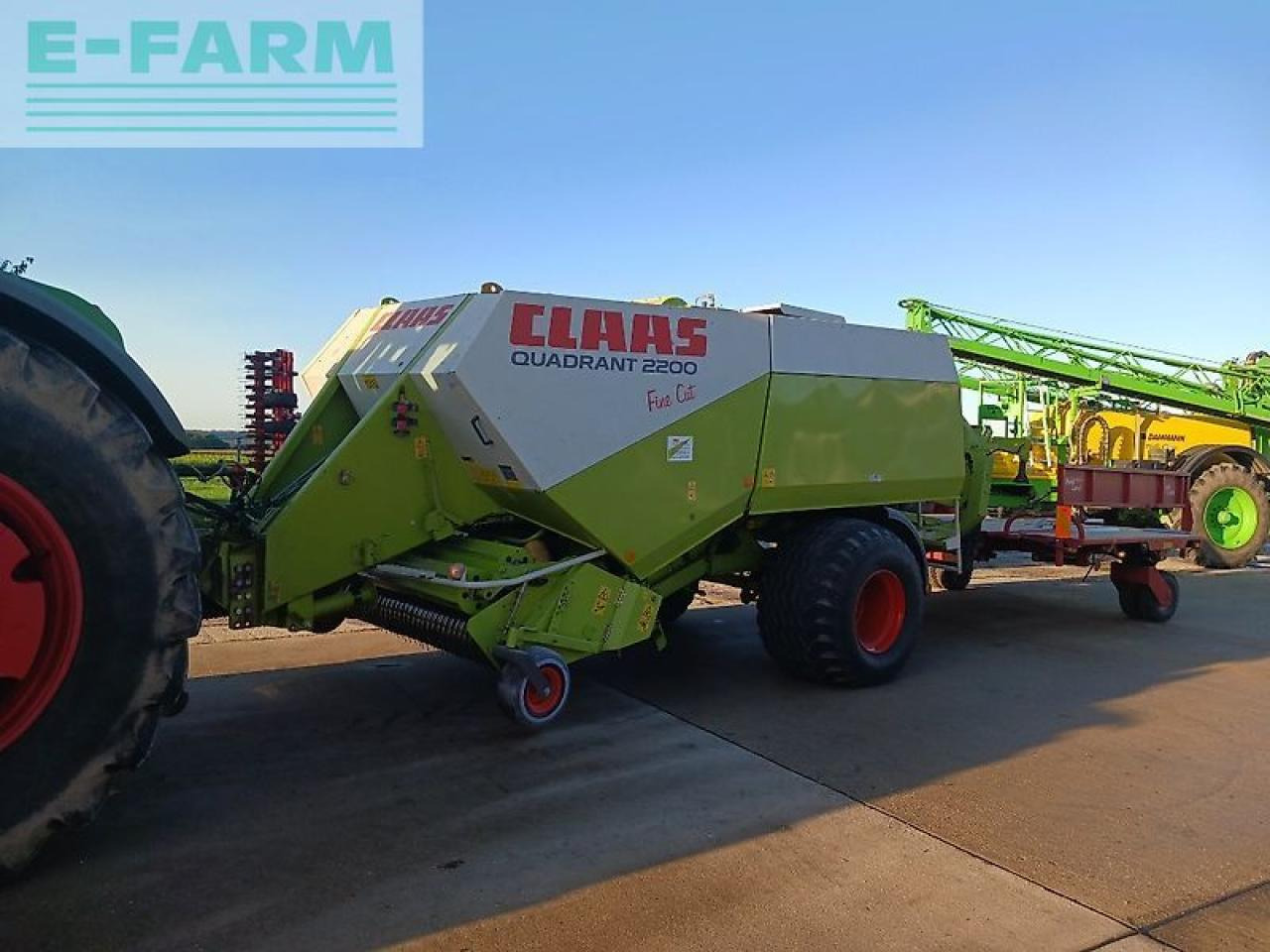 CLAAS quadrant 2200 - Kanttipaalain: kuva CLAAS quadrant 2200 - Kanttipaalain CLAAS quadrant 2200 - Kanttipaalain: kuva CLAAS quadrant 2200 - Kanttipaalain