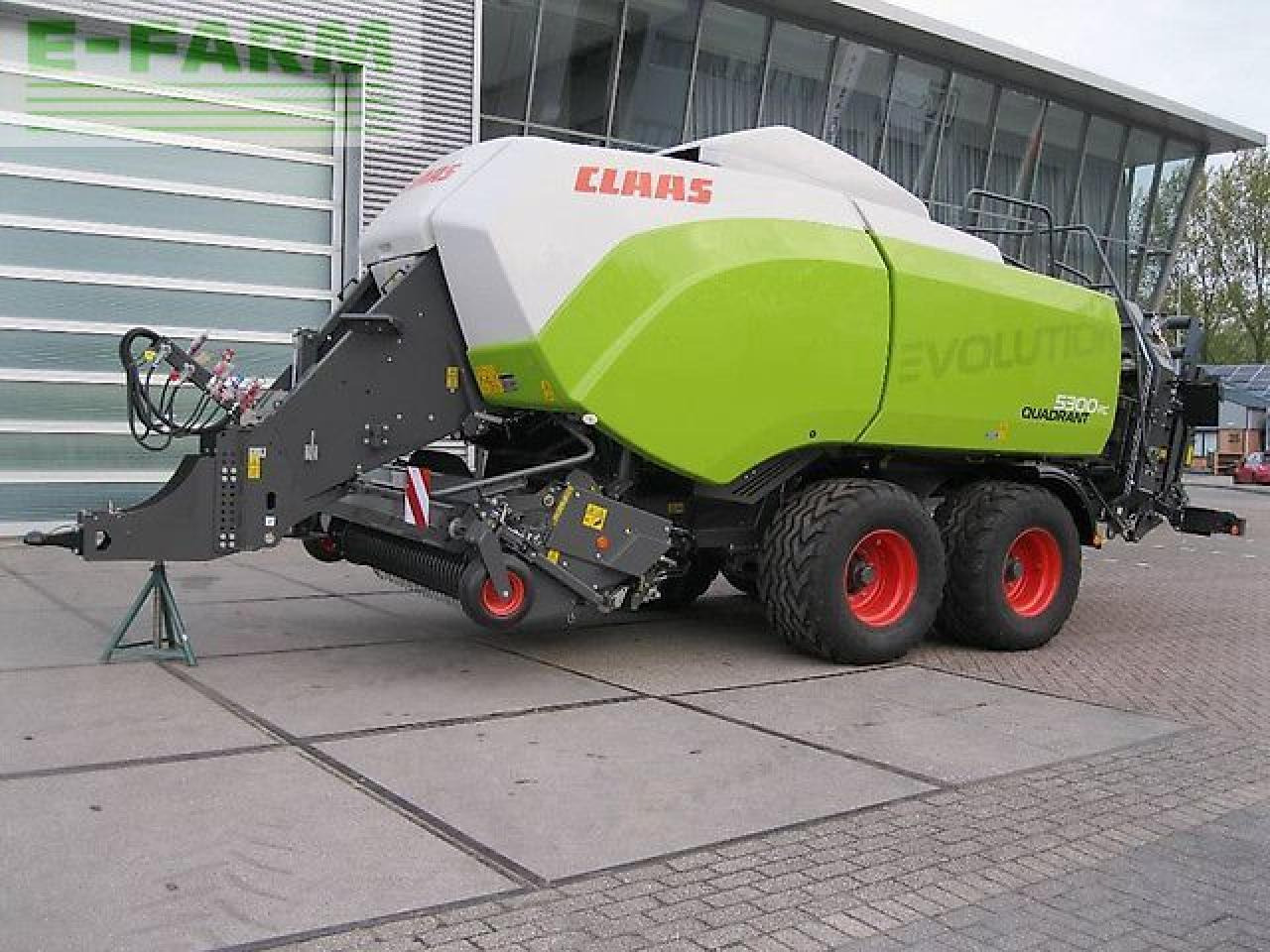 CLAAS quadrant 5300 rc - Kanttipaalain: kuva CLAAS quadrant 5300 rc - Kanttipaalain CLAAS quadrant 5300 rc - Kanttipaalain: kuva CLAAS quadrant 5300 rc - Kanttipaalain