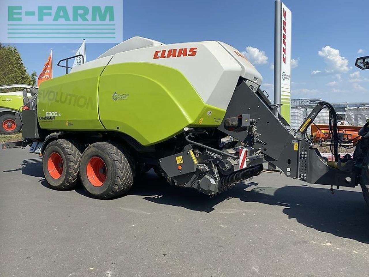 CLAAS quadrant 5300 rc evolution einsatzbereit geringe ballenzahl - Kanttipaalain: kuva CLAAS quadrant 5300 rc evolution einsatzbereit geringe ballenzahl - Kanttipaalain CLAAS quadrant 5300 rc evolution einsatzbereit geringe ballenzahl - Kanttipaalain: kuva CLAAS quadrant 5300 rc evolution einsatzbereit geringe ballenzahl - Kanttipaalain