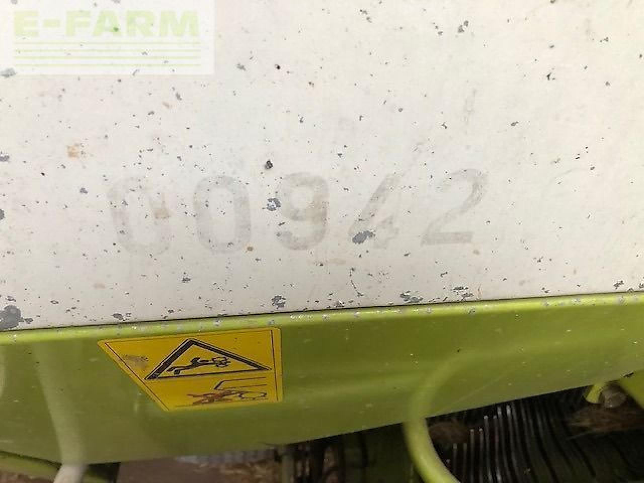 CLAAS quadrant - Kanttipaalain: kuva CLAAS quadrant - Kanttipaalain CLAAS quadrant - Kanttipaalain: kuva CLAAS quadrant - Kanttipaalain