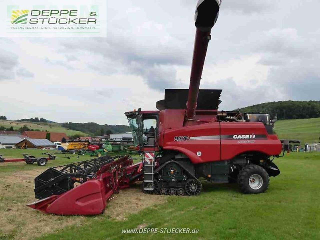 Case-IH 9230 raupe - Leikkuupuimuri: kuva Case-IH 9230 raupe - Leikkuupuimuri Case-IH 9230 raupe - Leikkuupuimuri: kuva Case-IH 9230 raupe - Leikkuupuimuri