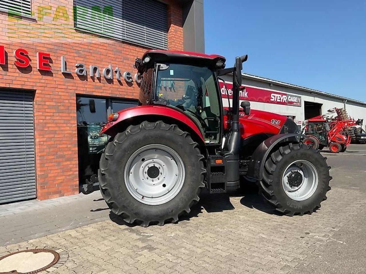 Case-IH maxxum 125 mc ad 8 MC - Traktori: kuva Case-IH maxxum 125 mc ad 8 MC - Traktori Case-IH maxxum 125 mc ad 8 MC - Traktori: kuva Case-IH maxxum 125 mc ad 8 MC - Traktori