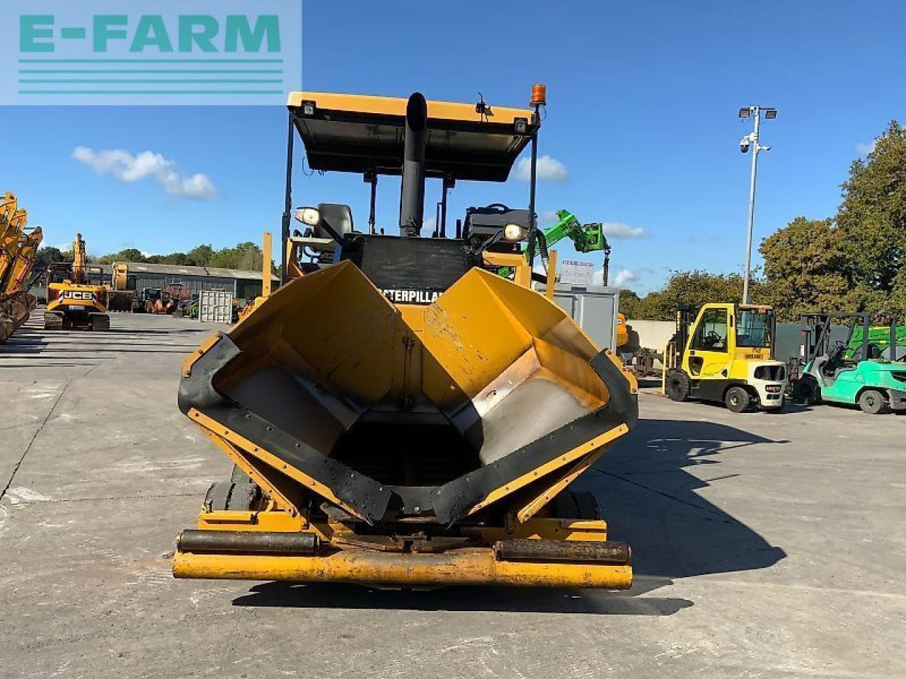 Caterpillar ap 600d asphalt paver finisher (st24422) - Traktori: kuva Caterpillar ap 600d asphalt paver finisher (st24422) - Traktori Caterpillar ap 600d asphalt paver finisher (st24422) - Traktori: kuva Caterpillar ap 600d asphalt paver finisher (st24422) - Traktori