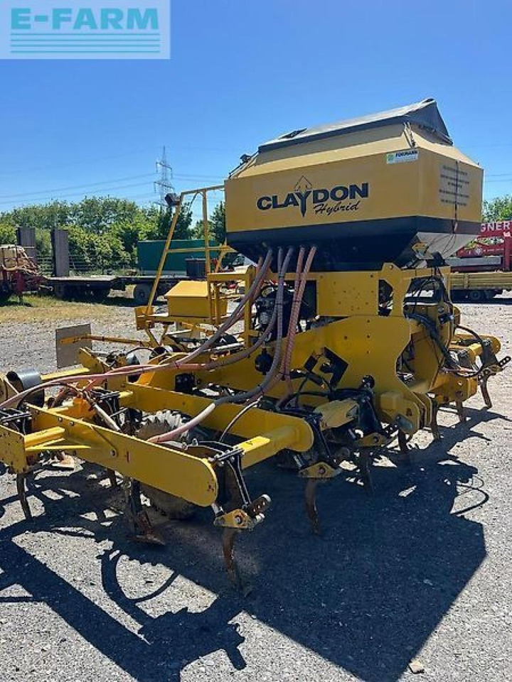 Claydon 4,8m hybrid 5meter maschine - Kylvökone: kuva Claydon 4,8m hybrid 5meter maschine - Kylvökone Claydon 4,8m hybrid 5meter maschine - Kylvökone: kuva Claydon 4,8m hybrid 5meter maschine - Kylvökone
