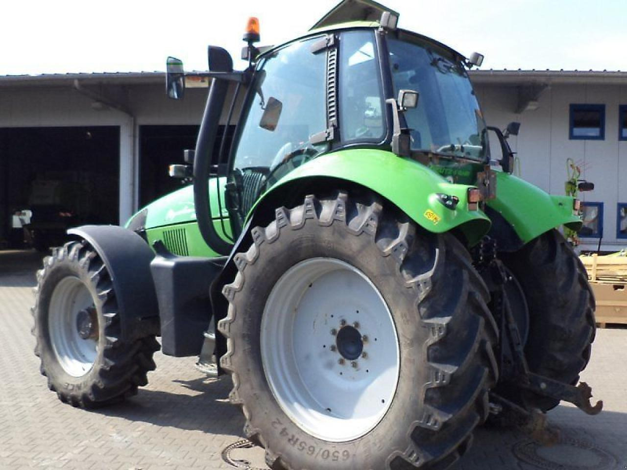 Deutz-Fahr agrotron 200 - Traktori: kuva Deutz-Fahr agrotron 200 - Traktori Deutz-Fahr agrotron 200 - Traktori: kuva Deutz-Fahr agrotron 200 - Traktori