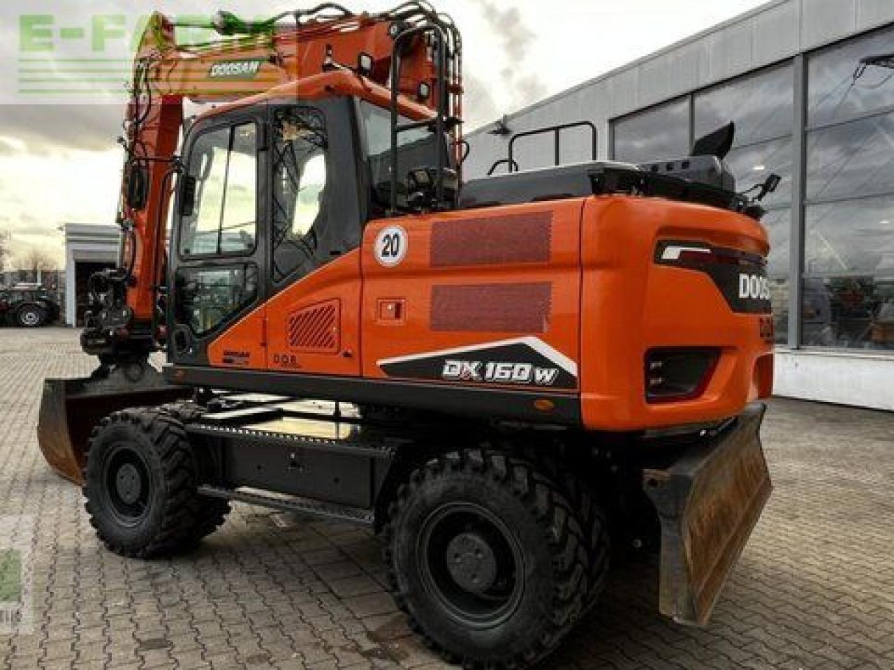 Doosan dx 160w-7 - Pyöräalustainen kaivinkone: kuva Doosan dx 160w-7 - Pyöräalustainen kaivinkone Doosan dx 160w-7 - Pyöräalustainen kaivinkone: kuva Doosan dx 160w-7 - Pyöräalustainen kaivinkone