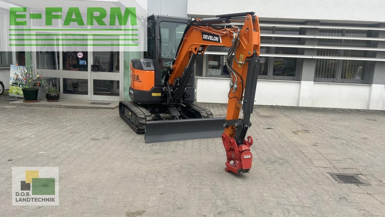 Doosan dx 35z-7 - Minikuormaaja: kuva Doosan dx 35z-7 - Minikuormaaja Doosan dx 35z-7 - Minikuormaaja: kuva Doosan dx 35z-7 - Minikuormaaja