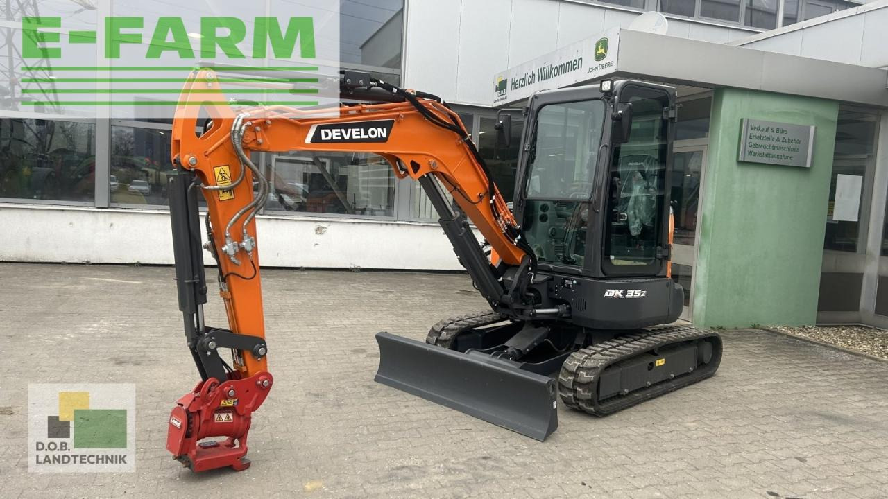 Doosan dx 35z-7 - Minikuormaaja: kuva Doosan dx 35z-7 - Minikuormaaja Doosan dx 35z-7 - Minikuormaaja: kuva Doosan dx 35z-7 - Minikuormaaja