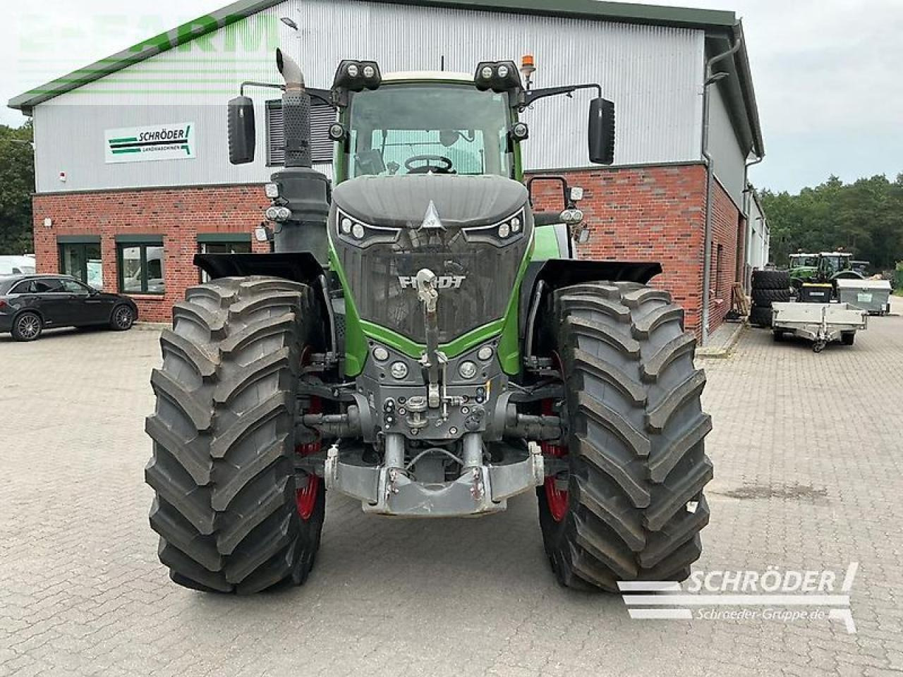 Fendt 1050 vario s4 profi plus - motor neu - Traktori: kuva Fendt 1050 vario s4 profi plus - motor neu - Traktori Fendt 1050 vario s4 profi plus - motor neu - Traktori: kuva Fendt 1050 vario s4 profi plus - motor neu - Traktori