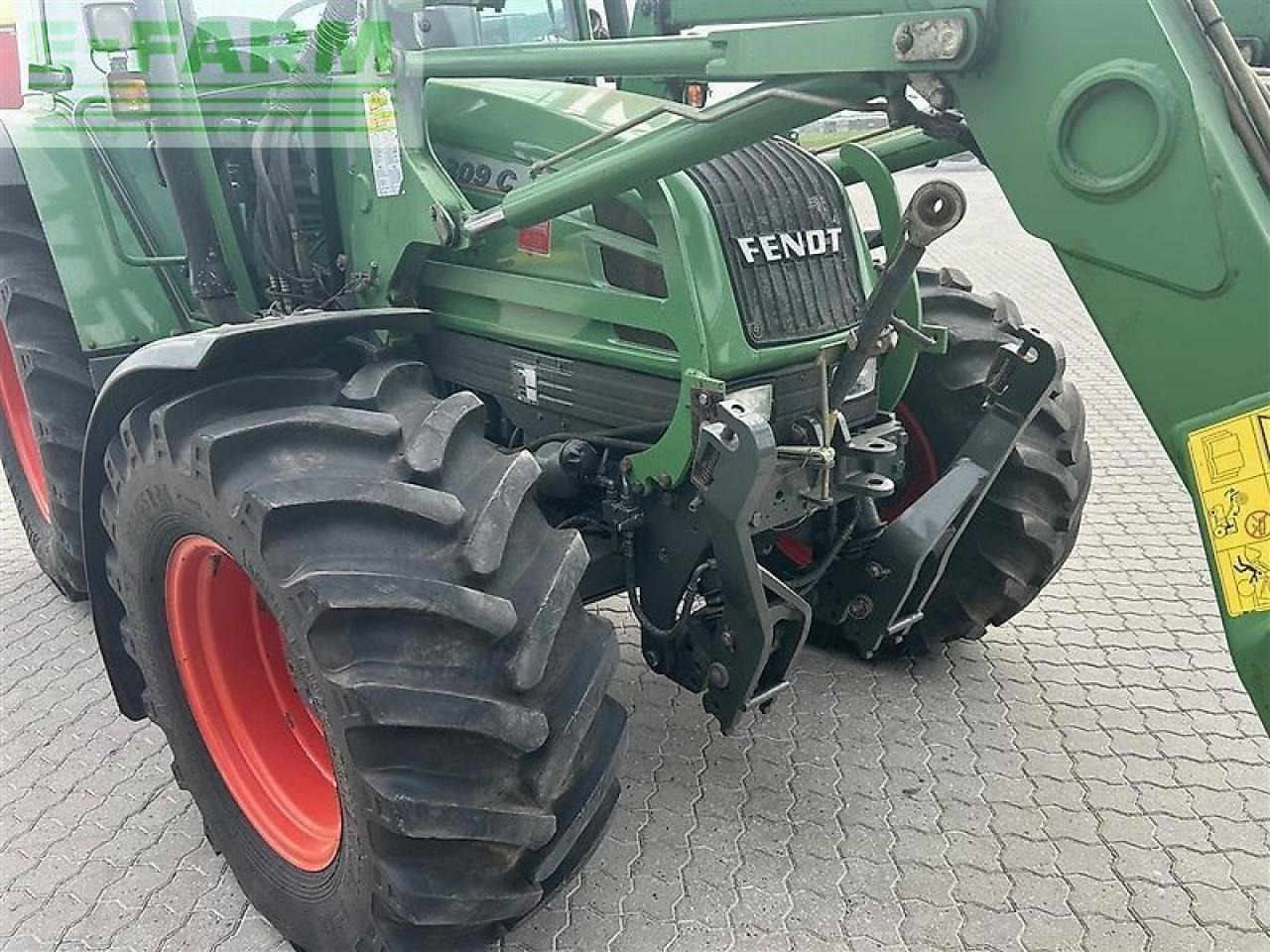Fendt 309 c med fendt læsser - Traktori: kuva Fendt 309 c med fendt læsser - Traktori Fendt 309 c med fendt læsser - Traktori: kuva Fendt 309 c med fendt læsser - Traktori