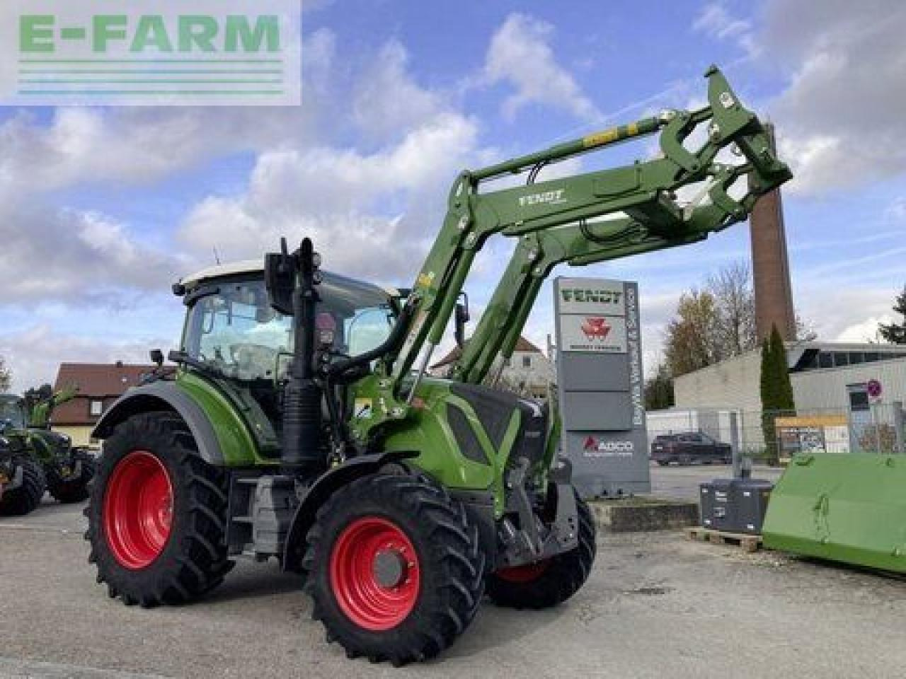 Fendt 311 vario s4 profi plus ProfiPlus - Traktori: kuva Fendt 311 vario s4 profi plus ProfiPlus - Traktori Fendt 311 vario s4 profi plus ProfiPlus - Traktori: kuva Fendt 311 vario s4 profi plus ProfiPlus - Traktori