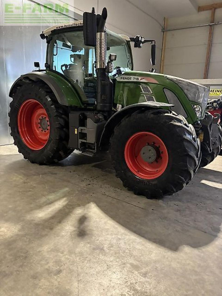 Fendt 718 vario - Traktori: kuva Fendt 718 vario - Traktori Fendt 718 vario - Traktori: kuva Fendt 718 vario - Traktori
