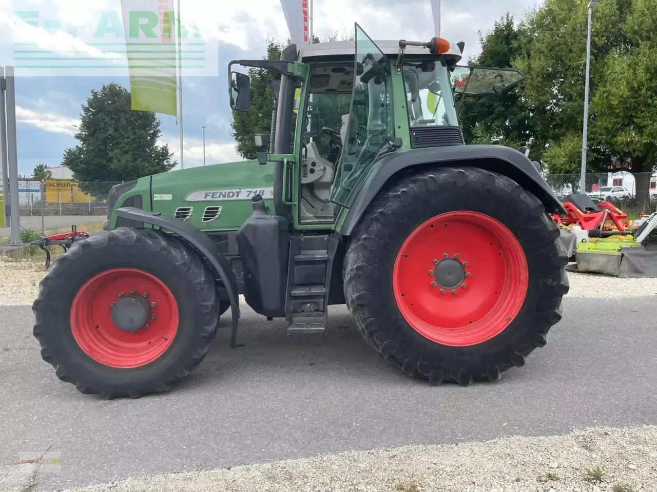 Fendt 718 vario preisreduziert - Traktori: kuva Fendt 718 vario preisreduziert - Traktori Fendt 718 vario preisreduziert - Traktori: kuva Fendt 718 vario preisreduziert - Traktori
