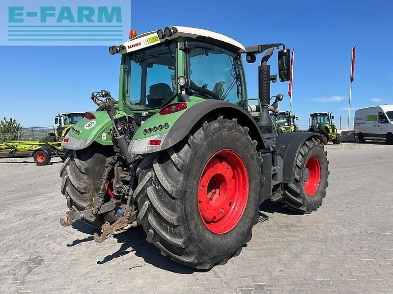 Fendt 724 - Traktori: kuva Fendt 724 - Traktori Fendt 724 - Traktori: kuva Fendt 724 - Traktori