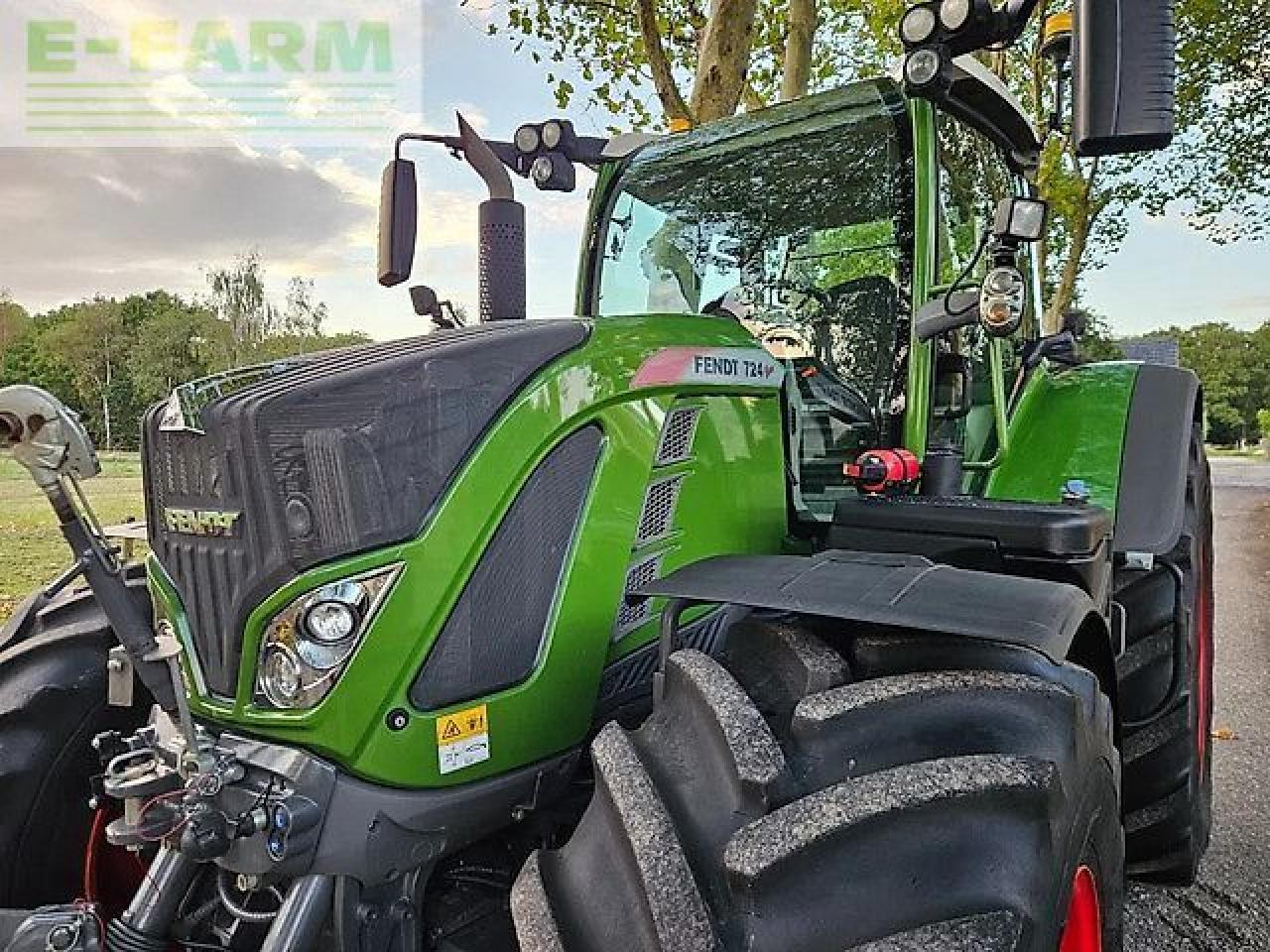 Fendt 724 s4 profi plus (718 720 722 ) - Traktori: kuva Fendt 724 s4 profi plus (718 720 722 ) - Traktori Fendt 724 s4 profi plus (718 720 722 ) - Traktori: kuva Fendt 724 s4 profi plus (718 720 722 ) - Traktori