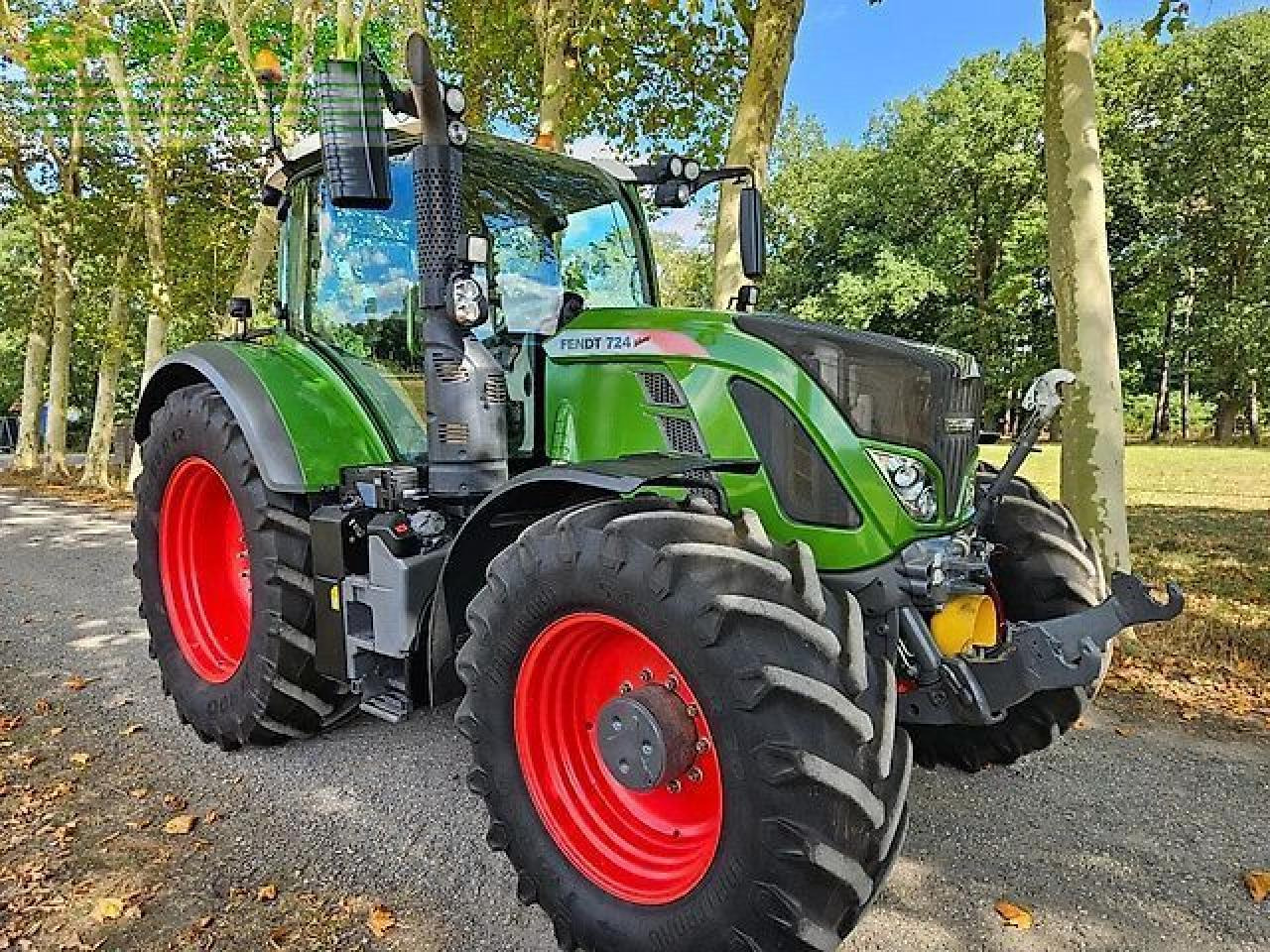 Fendt 724 s4 profi plus (718 720 722 ) - Traktori: kuva Fendt 724 s4 profi plus (718 720 722 ) - Traktori Fendt 724 s4 profi plus (718 720 722 ) - Traktori: kuva Fendt 724 s4 profi plus (718 720 722 ) - Traktori