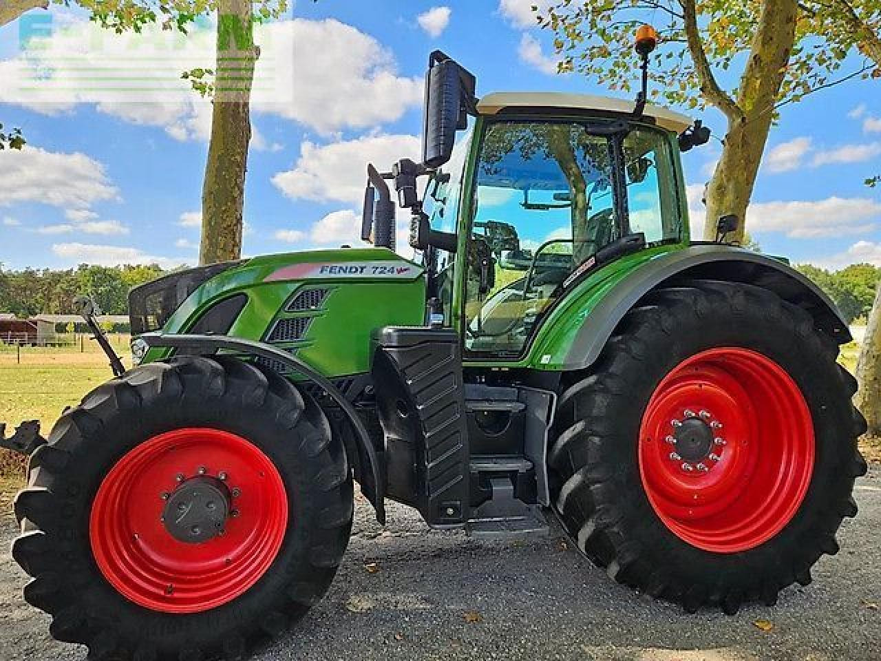Fendt 724 s4 profi plus (718 720 722 ) - Traktori: kuva Fendt 724 s4 profi plus (718 720 722 ) - Traktori Fendt 724 s4 profi plus (718 720 722 ) - Traktori: kuva Fendt 724 s4 profi plus (718 720 722 ) - Traktori