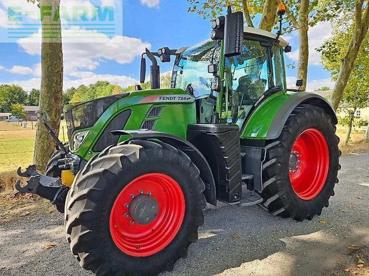 Fendt 724 s4 profi plus (718 720 722 ) - Traktori: kuva Fendt 724 s4 profi plus (718 720 722 ) - Traktori Fendt 724 s4 profi plus (718 720 722 ) - Traktori: kuva Fendt 724 s4 profi plus (718 720 722 ) - Traktori