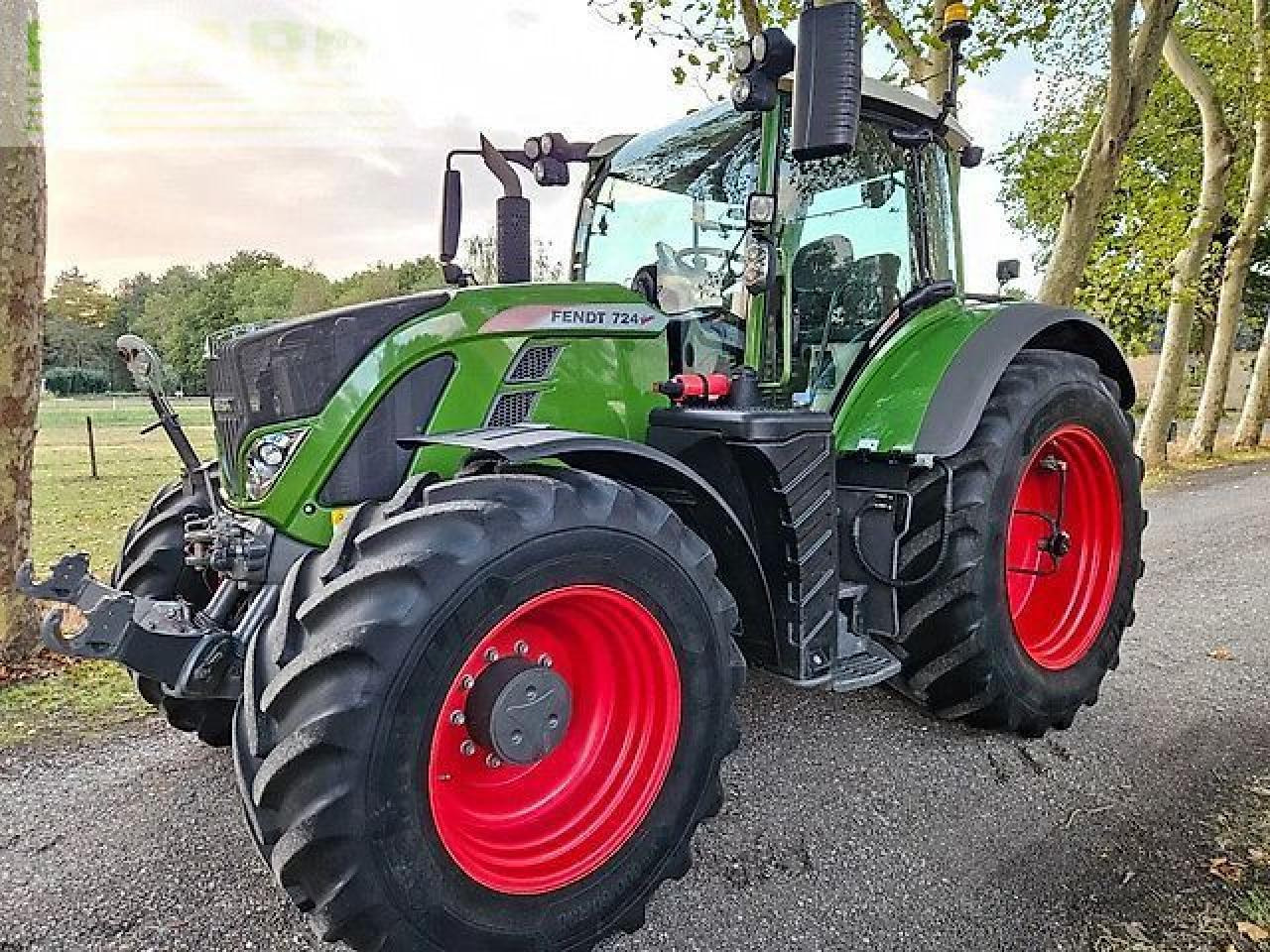 Fendt 724 s4 profi plus (718 720 722 ) - Traktori: kuva Fendt 724 s4 profi plus (718 720 722 ) - Traktori Fendt 724 s4 profi plus (718 720 722 ) - Traktori: kuva Fendt 724 s4 profi plus (718 720 722 ) - Traktori