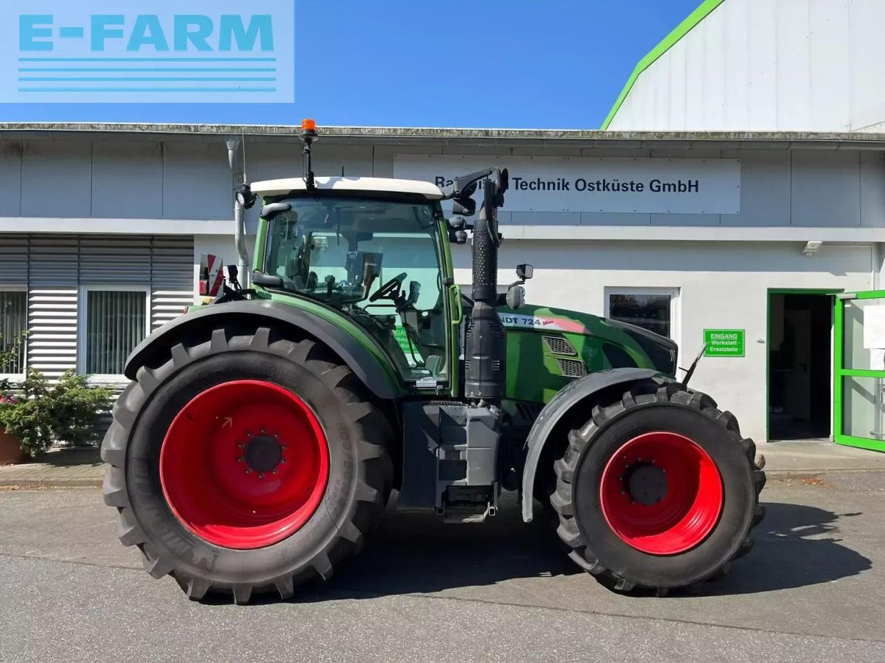 Fendt 724 s4 profiplus - Traktori: kuva Fendt 724 s4 profiplus - Traktori Fendt 724 s4 profiplus - Traktori: kuva Fendt 724 s4 profiplus - Traktori