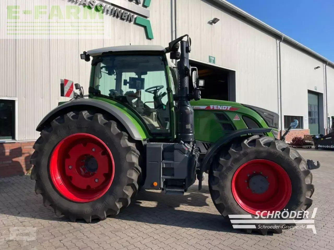 Fendt 724 vario gen6 power plus PowerPlus - Traktori: kuva Fendt 724 vario gen6 power plus PowerPlus - Traktori Fendt 724 vario gen6 power plus PowerPlus - Traktori: kuva Fendt 724 vario gen6 power plus PowerPlus - Traktori