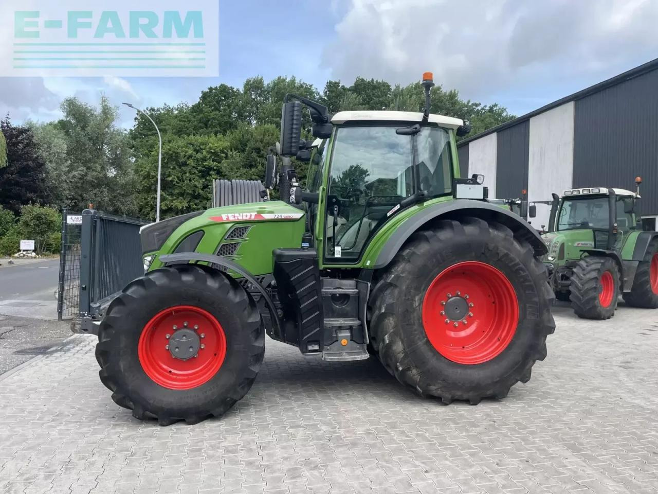 Fendt 724 vario profiplus - Traktori: kuva Fendt 724 vario profiplus - Traktori Fendt 724 vario profiplus - Traktori: kuva Fendt 724 vario profiplus - Traktori