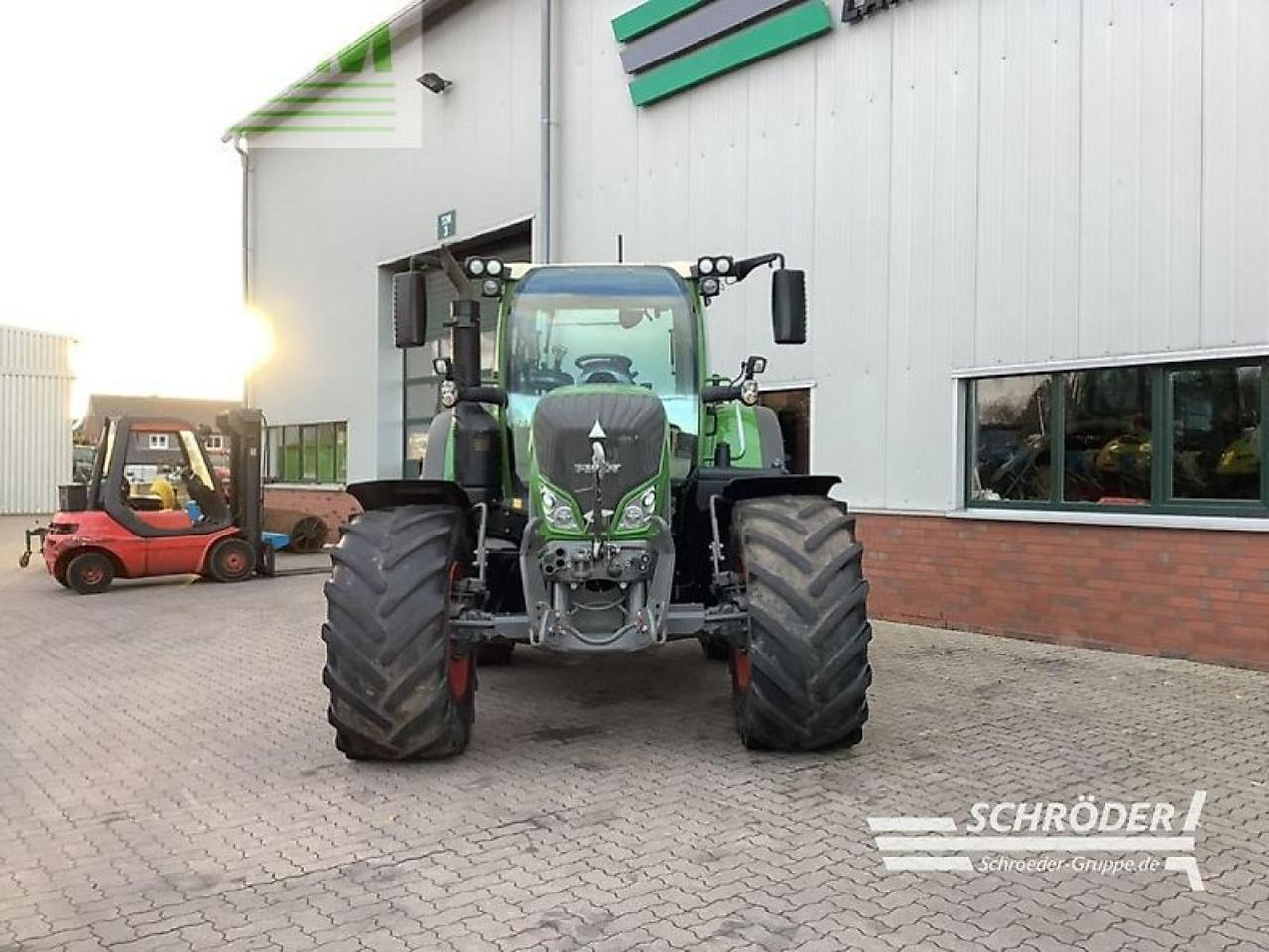 Fendt 724 vario s4 profi plus ProfiPlus - Traktori: kuva Fendt 724 vario s4 profi plus ProfiPlus - Traktori Fendt 724 vario s4 profi plus ProfiPlus - Traktori: kuva Fendt 724 vario s4 profi plus ProfiPlus - Traktori