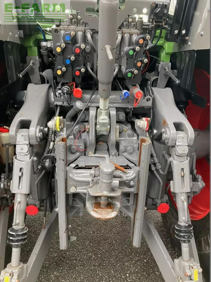 Fendt 824 s4 profiplus - Traktori: kuva Fendt 824 s4 profiplus - Traktori Fendt 824 s4 profiplus - Traktori: kuva Fendt 824 s4 profiplus - Traktori