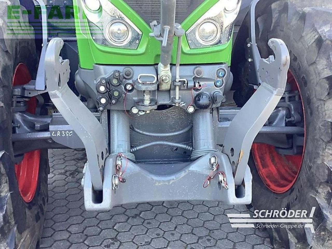 Fendt 824 vario s4 profi plus ProfiPlus - Traktori: kuva Fendt 824 vario s4 profi plus ProfiPlus - Traktori Fendt 824 vario s4 profi plus ProfiPlus - Traktori: kuva Fendt 824 vario s4 profi plus ProfiPlus - Traktori