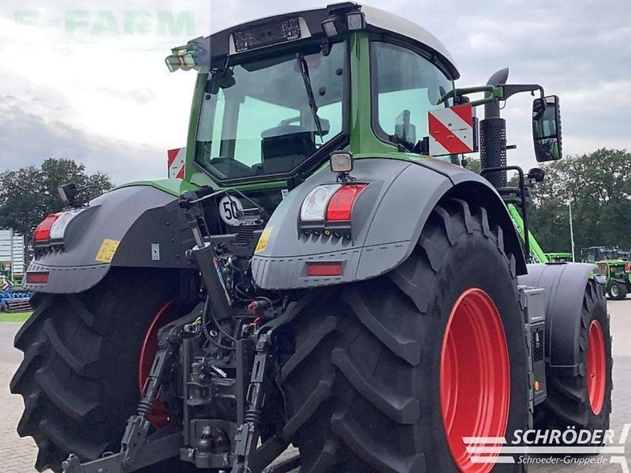 Fendt 826 vario s4 profi plus ProfiPlus - Traktori: kuva Fendt 826 vario s4 profi plus ProfiPlus - Traktori Fendt 826 vario s4 profi plus ProfiPlus - Traktori: kuva Fendt 826 vario s4 profi plus ProfiPlus - Traktori