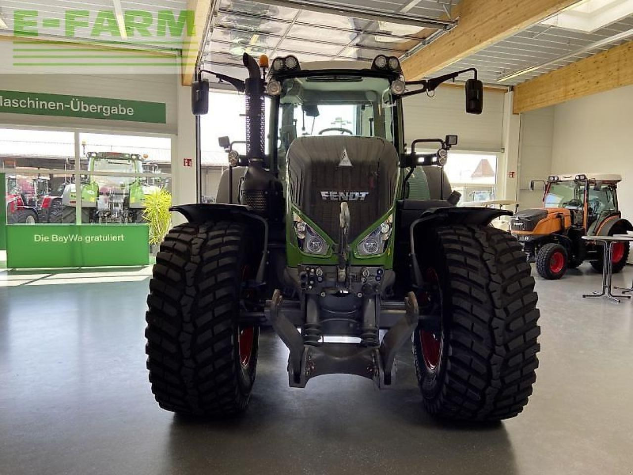 Fendt 826 vario s4 profi plus ProfiPlus - Traktori: kuva Fendt 826 vario s4 profi plus ProfiPlus - Traktori Fendt 826 vario s4 profi plus ProfiPlus - Traktori: kuva Fendt 826 vario s4 profi plus ProfiPlus - Traktori