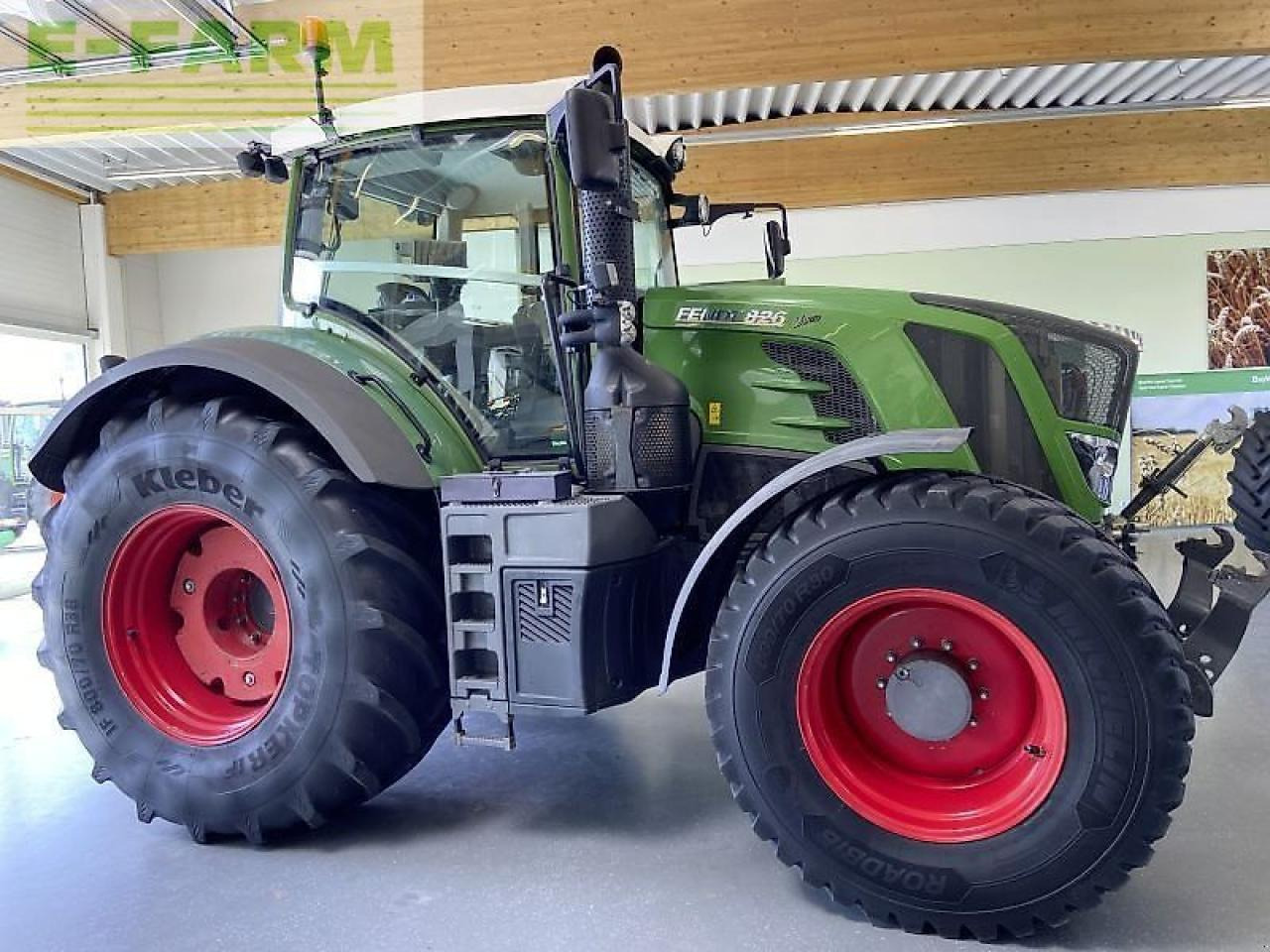 Fendt 826 vario s4 profi plus ProfiPlus - Traktori: kuva Fendt 826 vario s4 profi plus ProfiPlus - Traktori Fendt 826 vario s4 profi plus ProfiPlus - Traktori: kuva Fendt 826 vario s4 profi plus ProfiPlus - Traktori