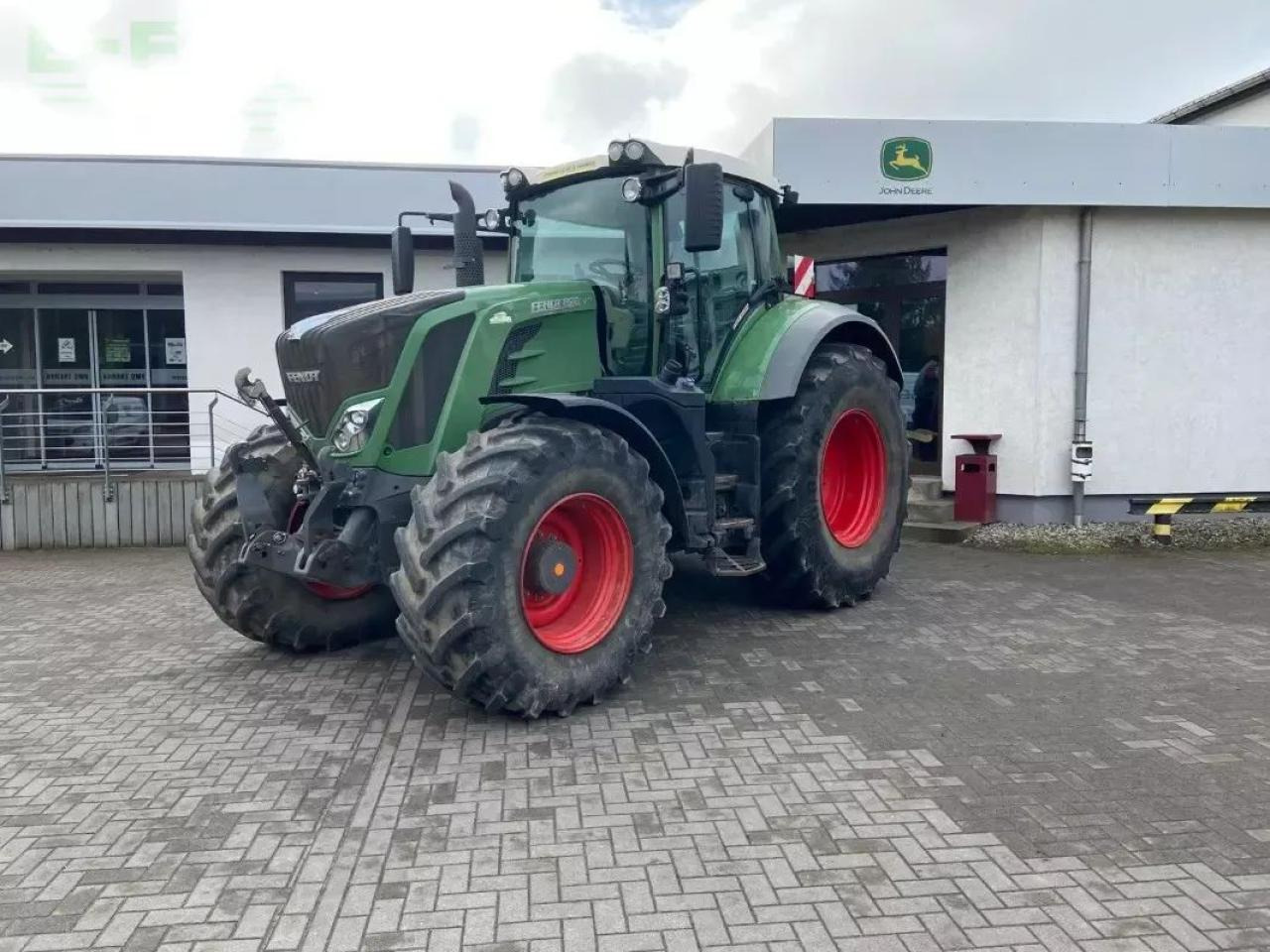 Fendt 828 - Traktori: kuva Fendt 828 - Traktori Fendt 828 - Traktori: kuva Fendt 828 - Traktori