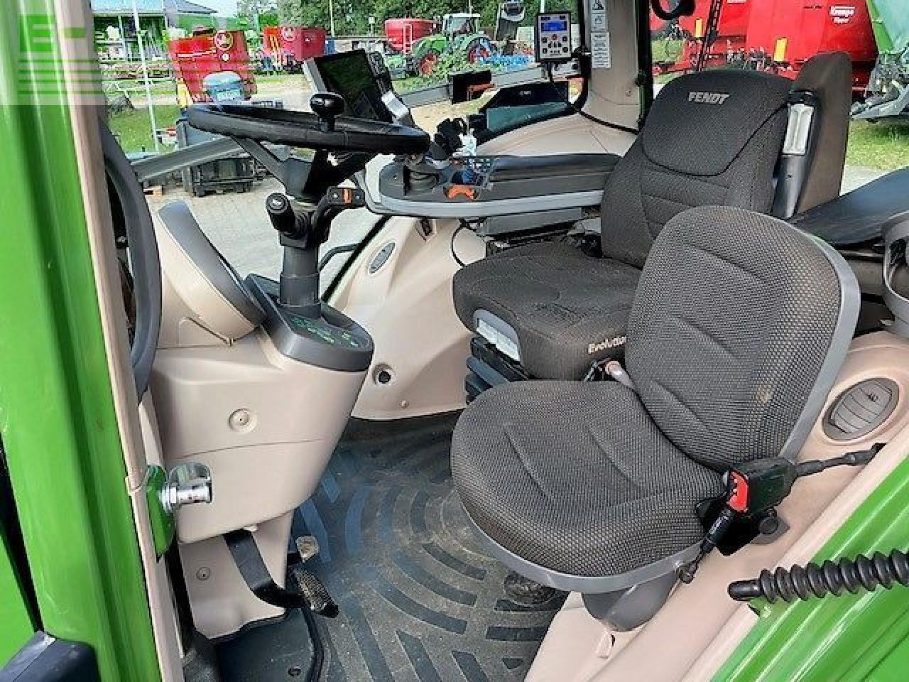 Fendt 828 vario s4 profiplus ProfiPlus - Traktori: kuva Fendt 828 vario s4 profiplus ProfiPlus - Traktori Fendt 828 vario s4 profiplus ProfiPlus - Traktori: kuva Fendt 828 vario s4 profiplus ProfiPlus - Traktori