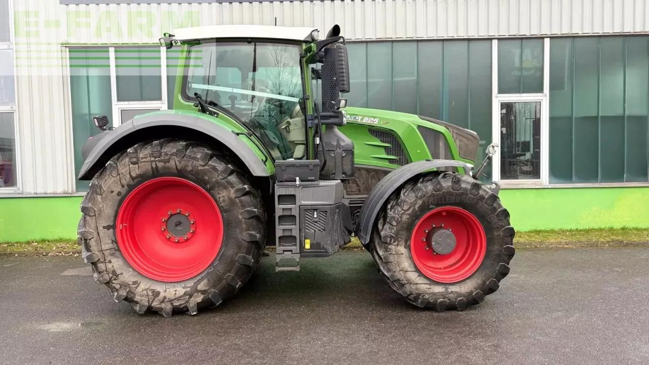 Fendt 828 vario s4 s4 - Traktori: kuva Fendt 828 vario s4 s4 - Traktori Fendt 828 vario s4 s4 - Traktori: kuva Fendt 828 vario s4 s4 - Traktori