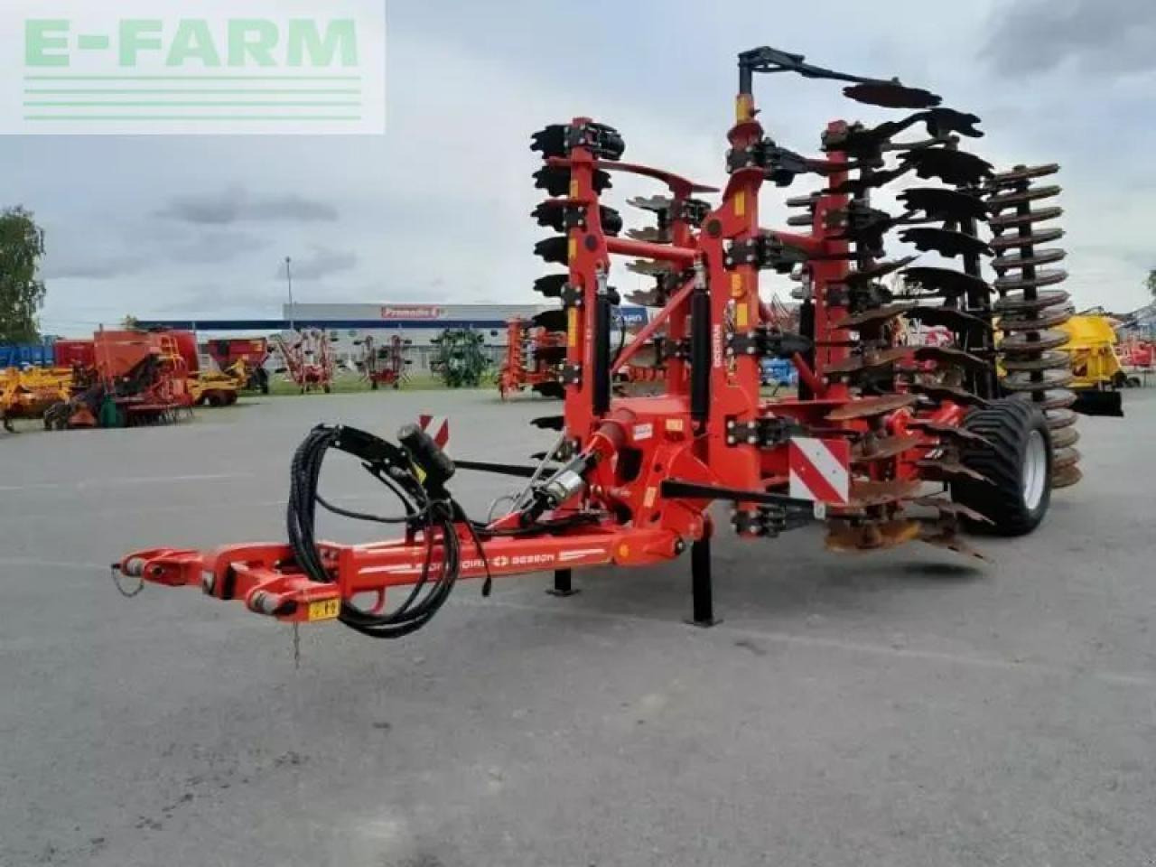 Gregoire Besson occitant60 - Kultivaattori: kuva Gregoire Besson occitant60 - Kultivaattori Gregoire Besson occitant60 - Kultivaattori: kuva Gregoire Besson occitant60 - Kultivaattori