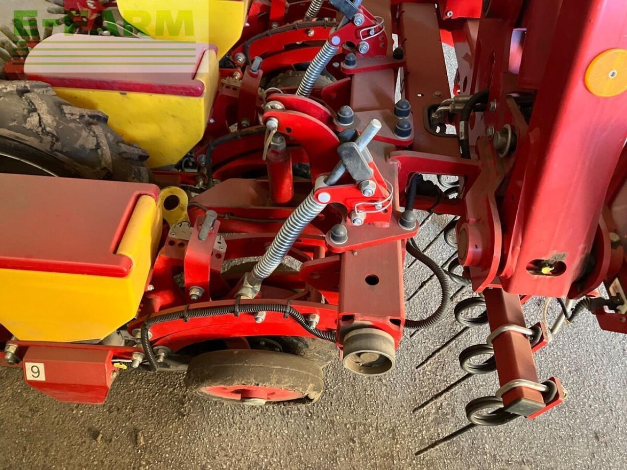 Grimme matrix 1200 - Tarkkuuskylvökone: kuva Grimme matrix 1200 - Tarkkuuskylvökone Grimme matrix 1200 - Tarkkuuskylvökone: kuva Grimme matrix 1200 - Tarkkuuskylvökone