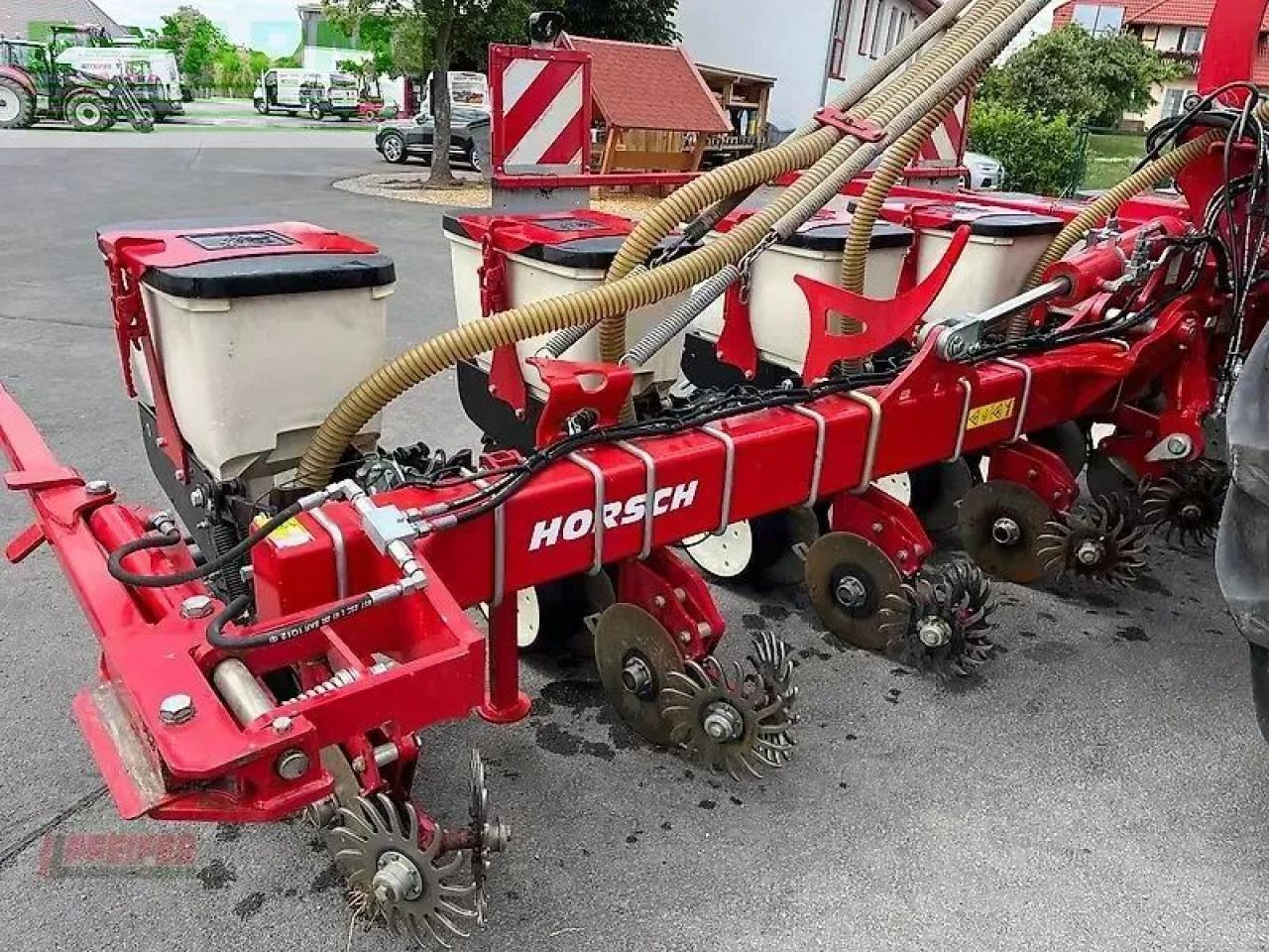 Horsch maistro 8 rc - Tarkkuuskylvökone: kuva Horsch maistro 8 rc - Tarkkuuskylvökone Horsch maistro 8 rc - Tarkkuuskylvökone: kuva Horsch maistro 8 rc - Tarkkuuskylvökone
