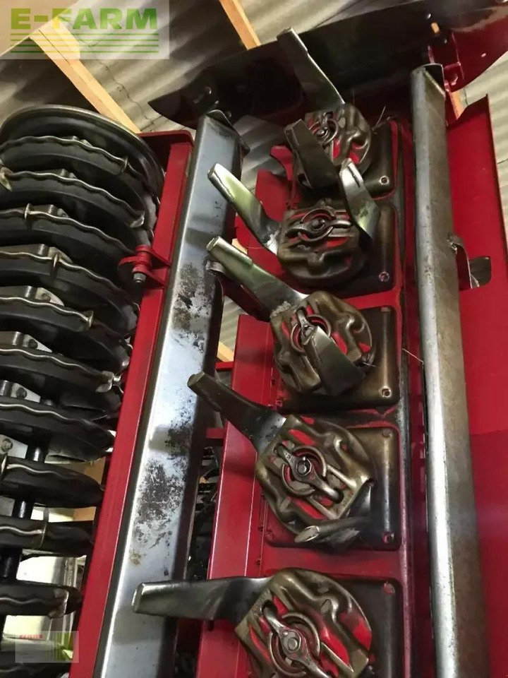 Horsch pronto 6 kr - Kylvölannoitin: kuva Horsch pronto 6 kr - Kylvölannoitin Horsch pronto 6 kr - Kylvölannoitin: kuva Horsch pronto 6 kr - Kylvölannoitin