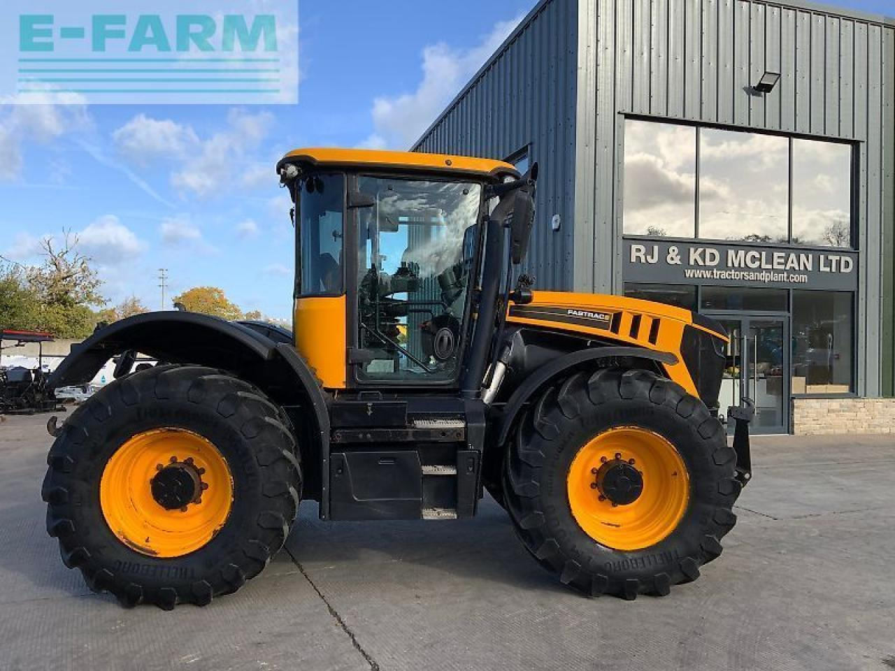 JCB 4220 fastrac tractor (st24436) - Traktori: kuva JCB 4220 fastrac tractor (st24436) - Traktori JCB 4220 fastrac tractor (st24436) - Traktori: kuva JCB 4220 fastrac tractor (st24436) - Traktori