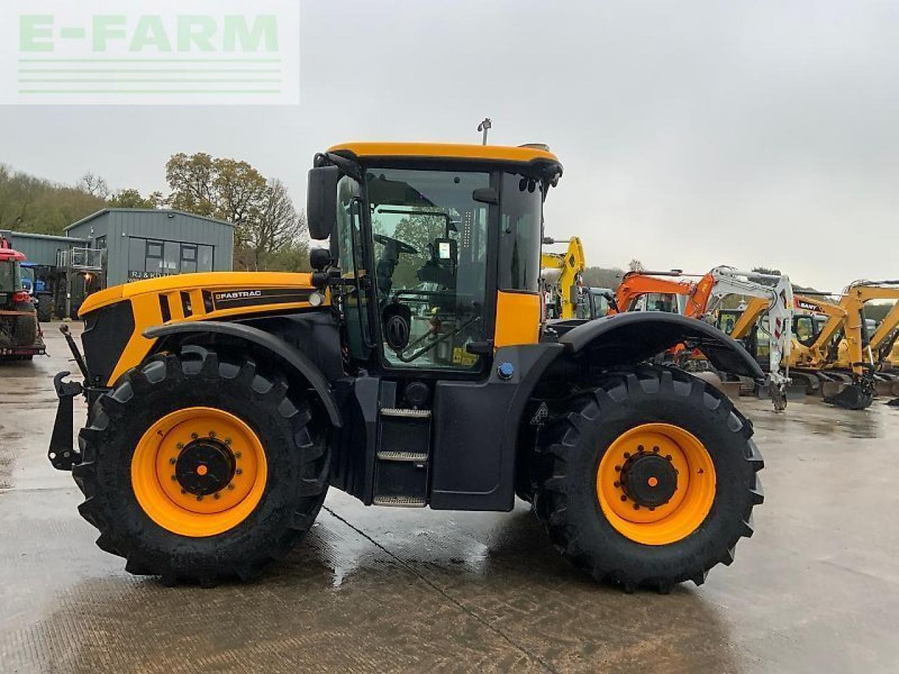 JCB 4220 fastrac tractor (st24925) - Traktori: kuva JCB 4220 fastrac tractor (st24925) - Traktori JCB 4220 fastrac tractor (st24925) - Traktori: kuva JCB 4220 fastrac tractor (st24925) - Traktori